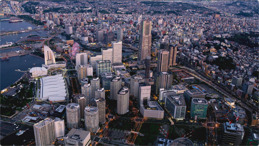 航拍镜头下的日本4K城市街景 60FPS帧视频 第1张