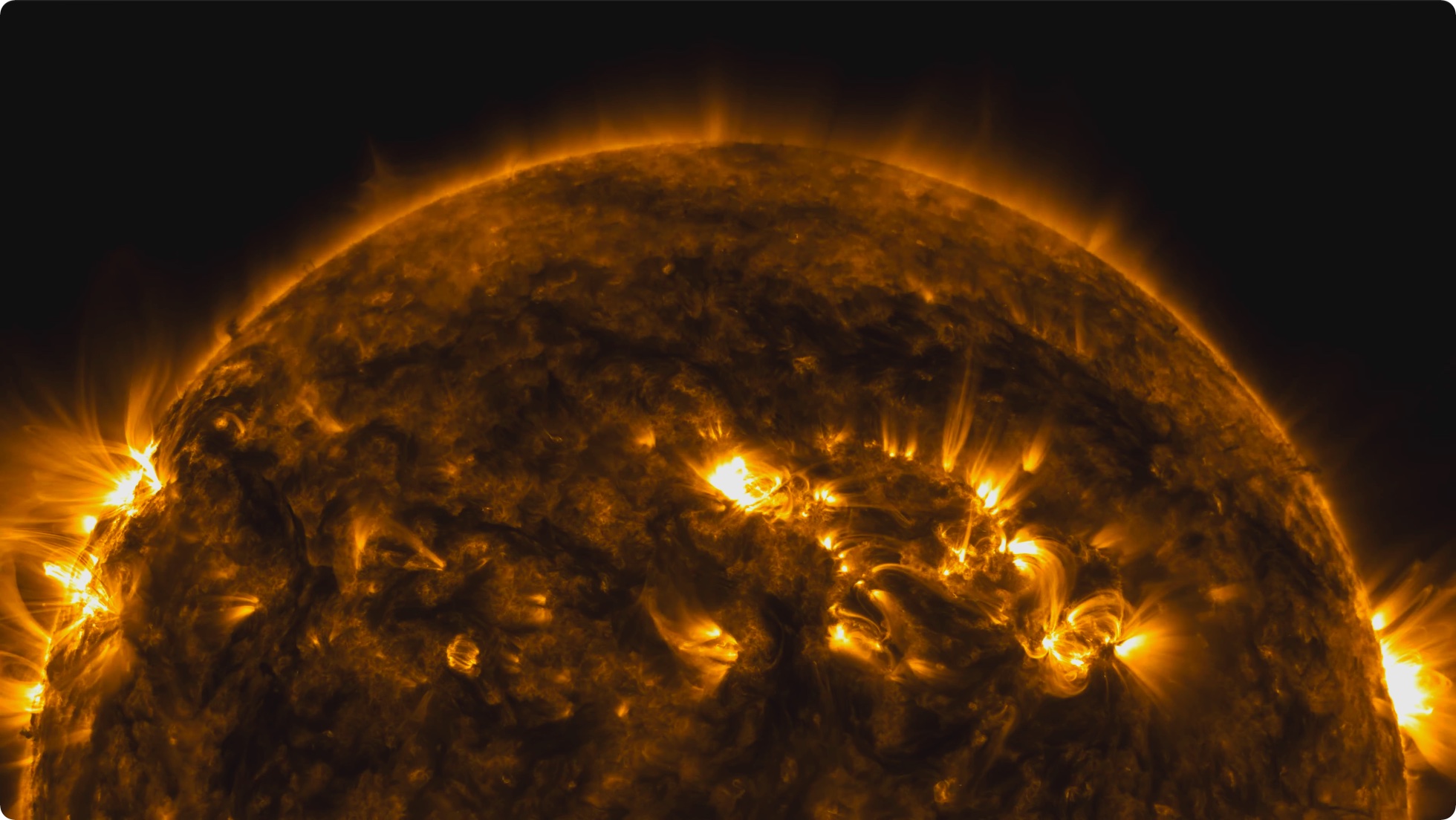 NASA公布的一段30分钟的太阳4K视频 给人们带来一种前所未有的震撼 第1张