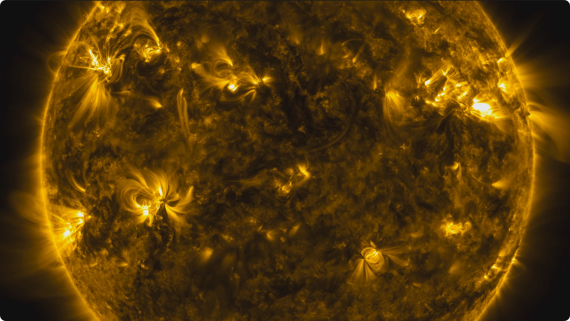 NASA公布的一段30分钟的太阳4K视频 给人们带来一种前所未有的震撼 第2张