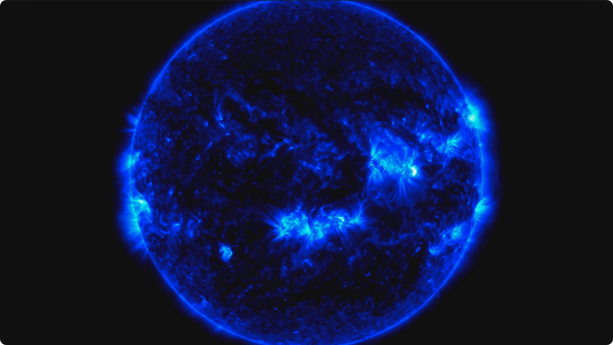 NASA公布的一段30分钟的太阳4K视频 给人们带来一种前所未有的震撼 第4张