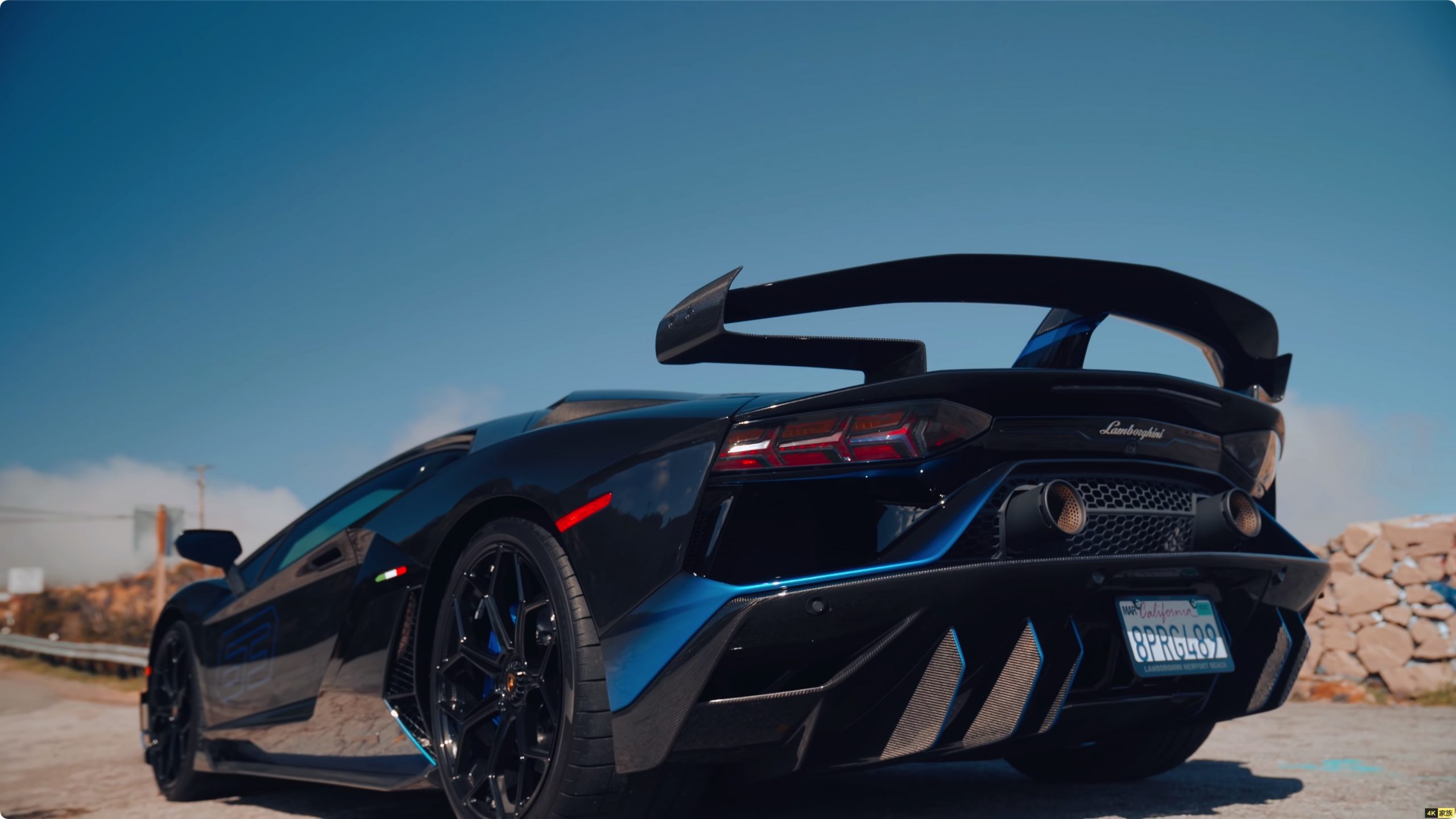 兰博基尼 Lamborghini Aventador SVJ in 4K 第1张