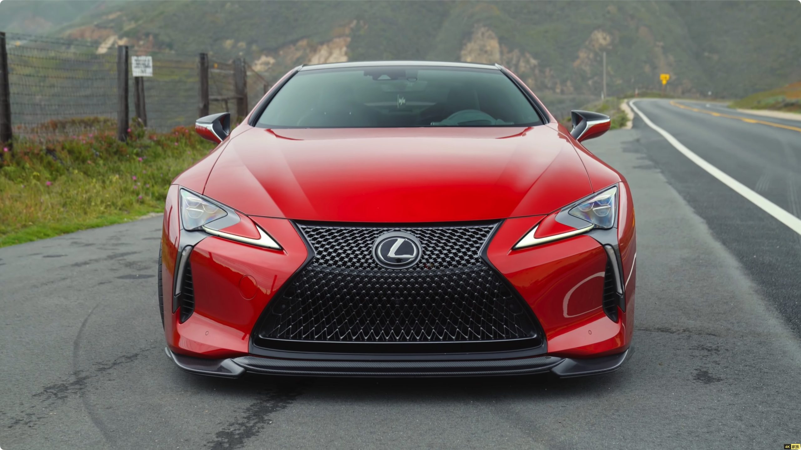 雷克萨斯LC500 California Cruising Lexus LC500 in 4K 第1张