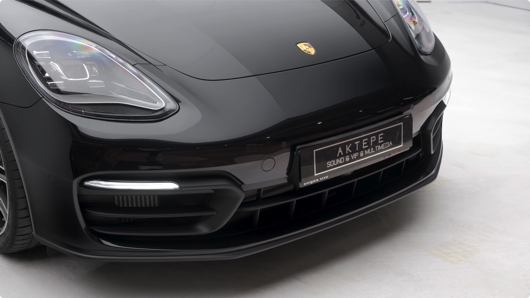 2021款保时捷帕拉梅拉Panamera  外观 内饰 轮毂 中控4K高清视频展示 第2张